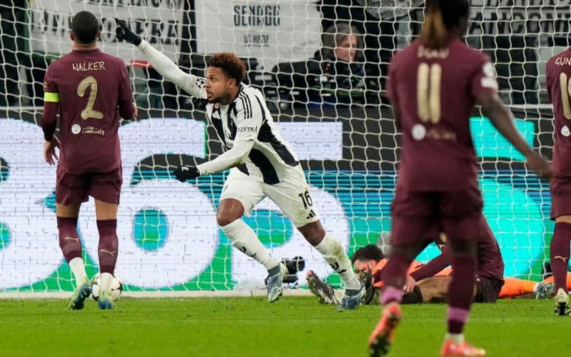 Juventus tỏa sáng với đòn phản công mẫu mực