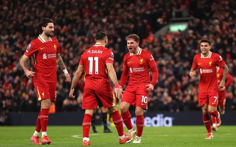 Chiến thắng thuyết phục trên sân nhà Anfield