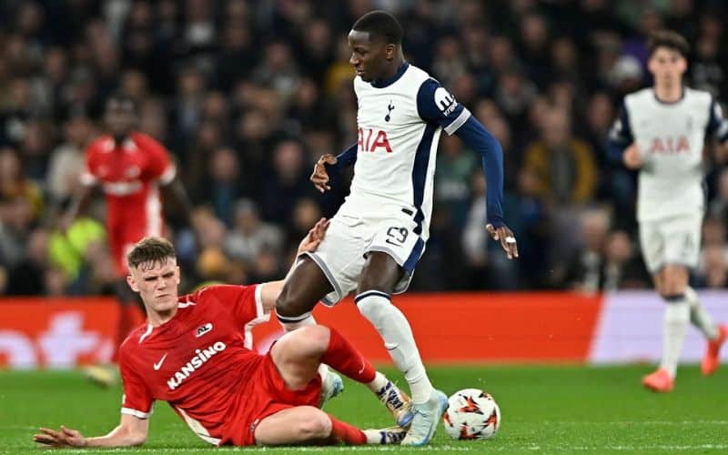Nhận định AZ Alkmaar vs Tottenham